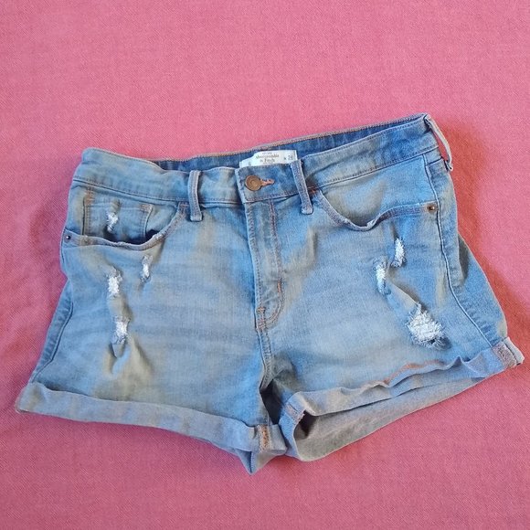 Abercrombie & Fitch Pants - 3/$20 Abercrombie & Fitch Light Wash Denim Shorts sz 6